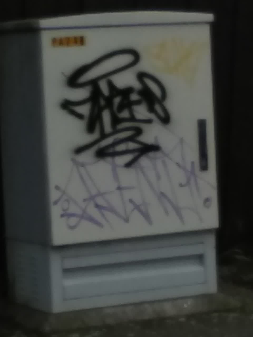 The photograph attached to this graffiti report