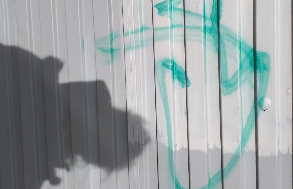 The photograph attached to this graffiti report