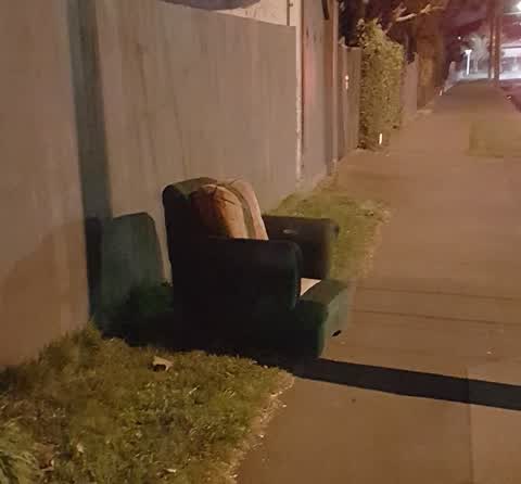Rubbish/Recycling, a report photo
