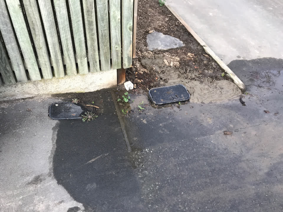 The photograph attached to this water supply report