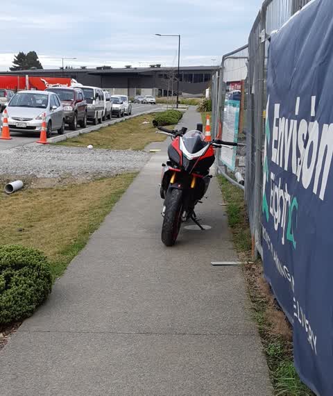 Roading/Streets, a report photo