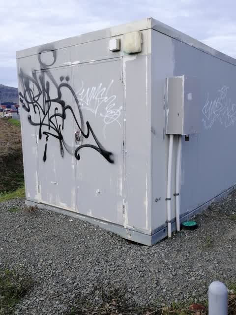 Graffiti, a report photo