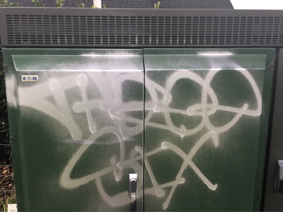 The photograph attached to this graffiti report