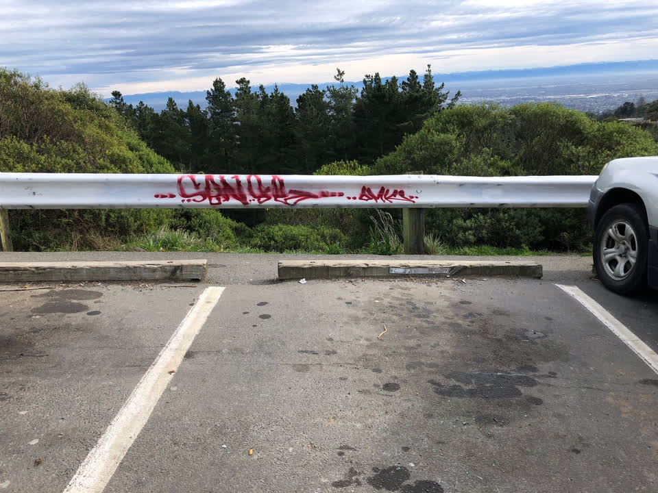 The photograph attached to this graffiti report