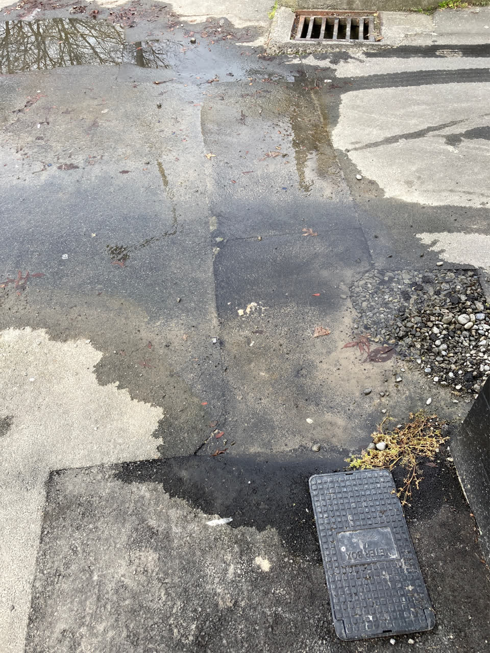 The photograph attached to this water supply report