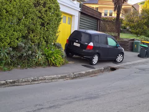 Roading/Streets, a report photo