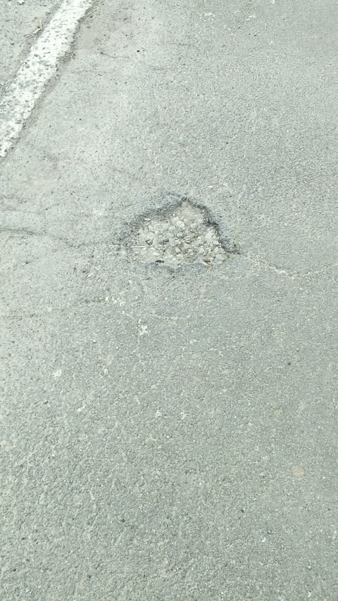 Roading/Streets, a report photo