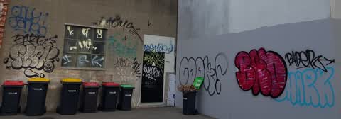 Graffiti, a report photo