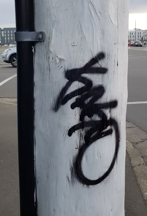 Graffiti, a report photo