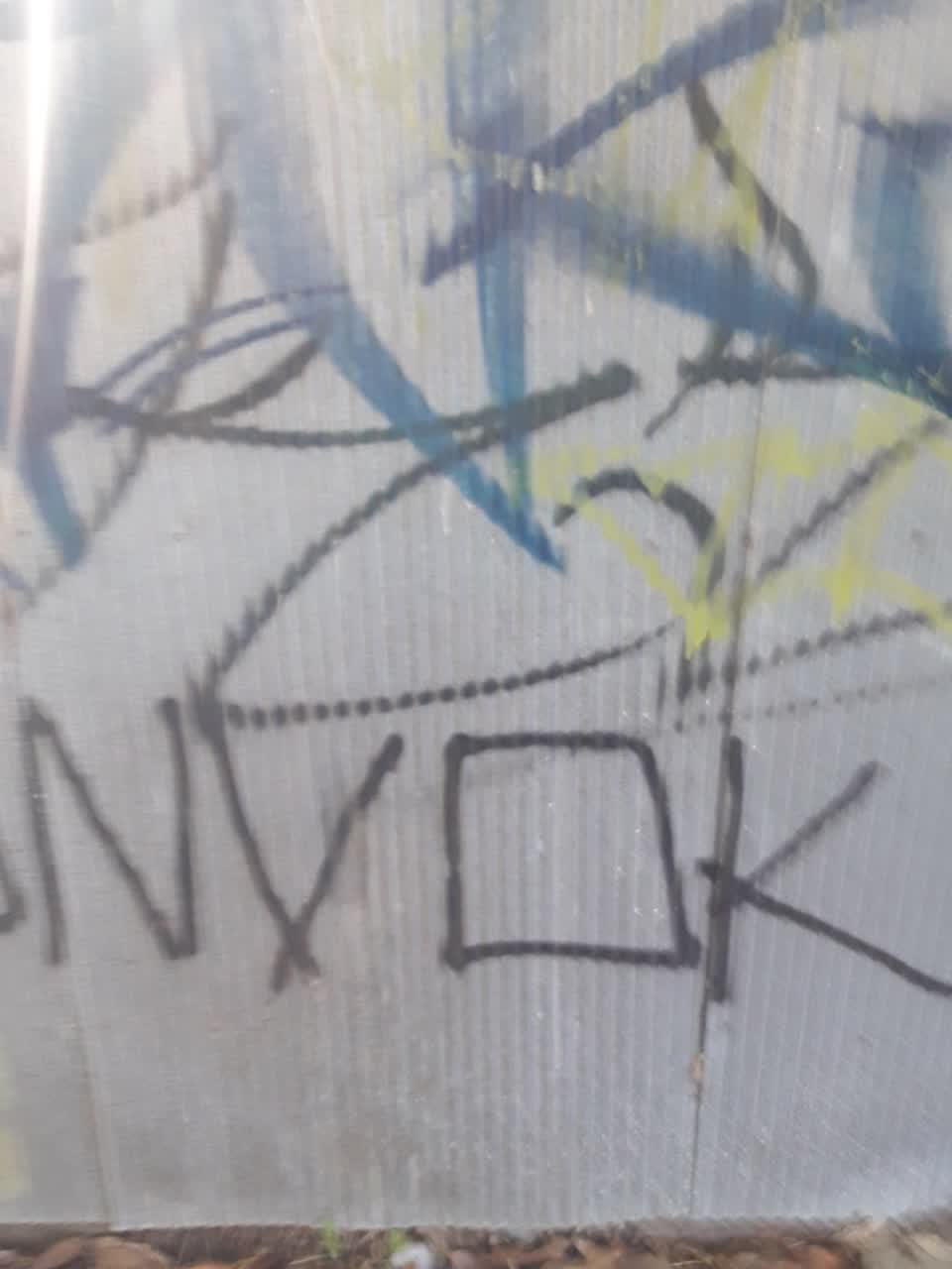 The photograph attached to this graffiti report