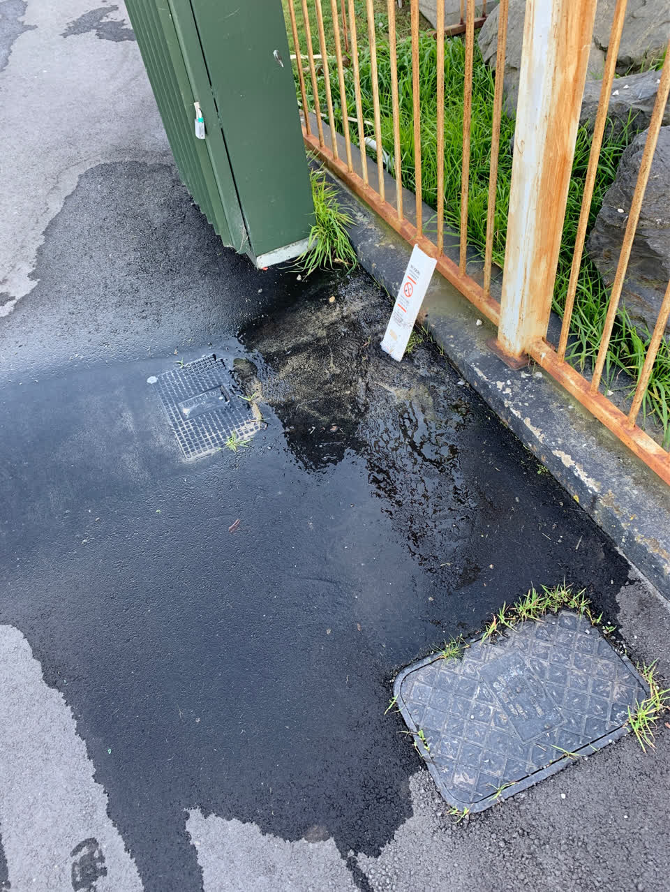 The photograph attached to this water supply report