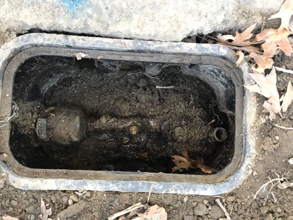 The photograph attached to this water supply report