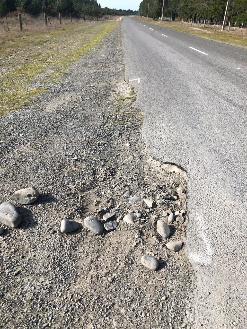 The photograph attached to this roading/streets report