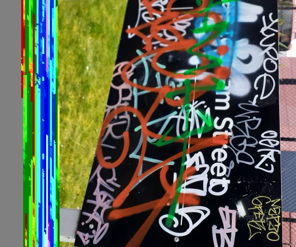 The photograph attached to this graffiti report