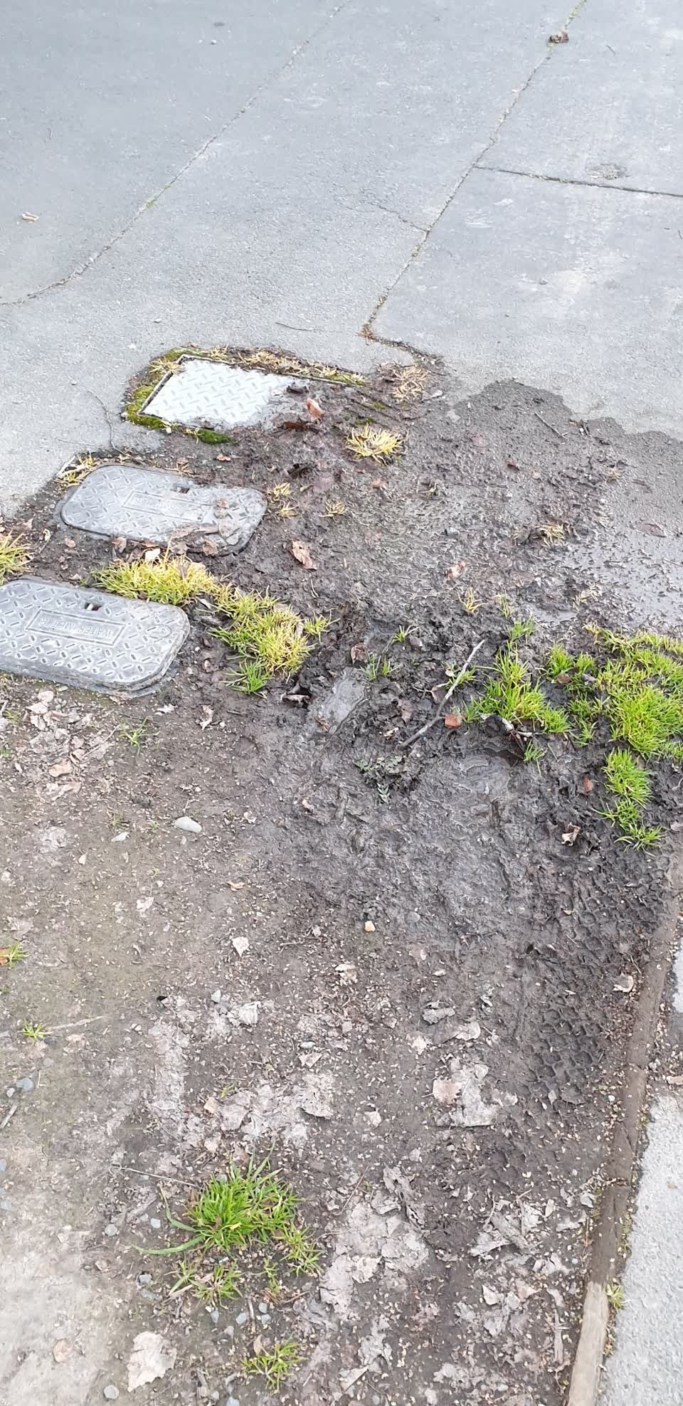 The photograph attached to this water supply report
