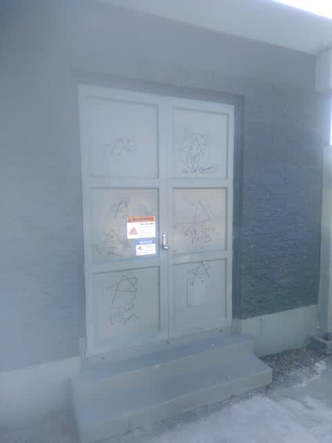 Graffiti, a report photo