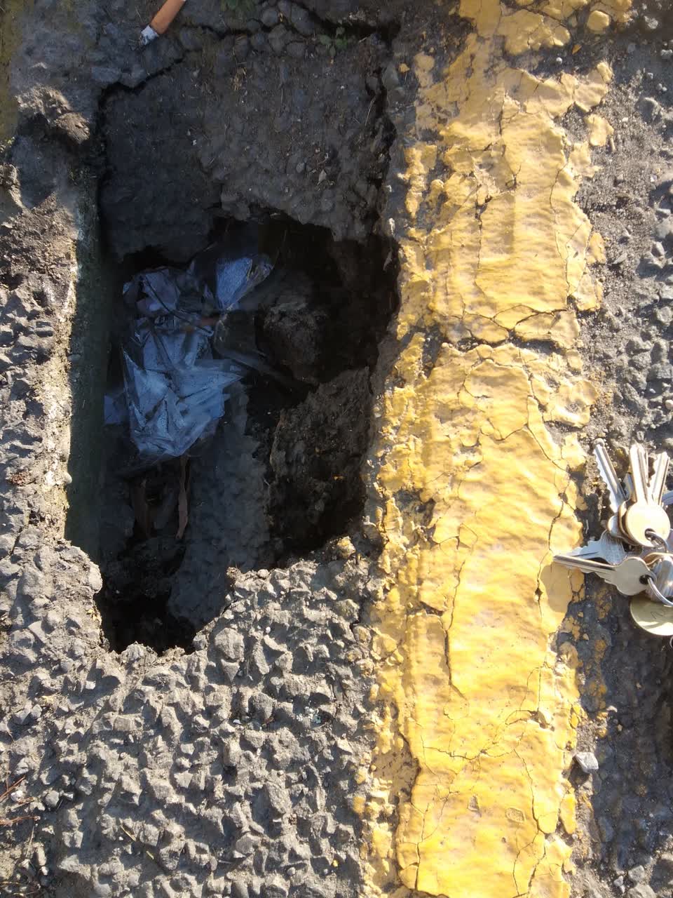 The photograph attached to this roading/streets report