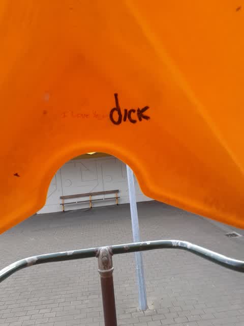 Graffiti, a report photo