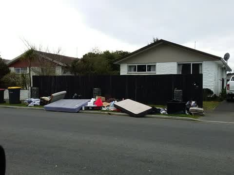Rubbish/Recycling, a report photo