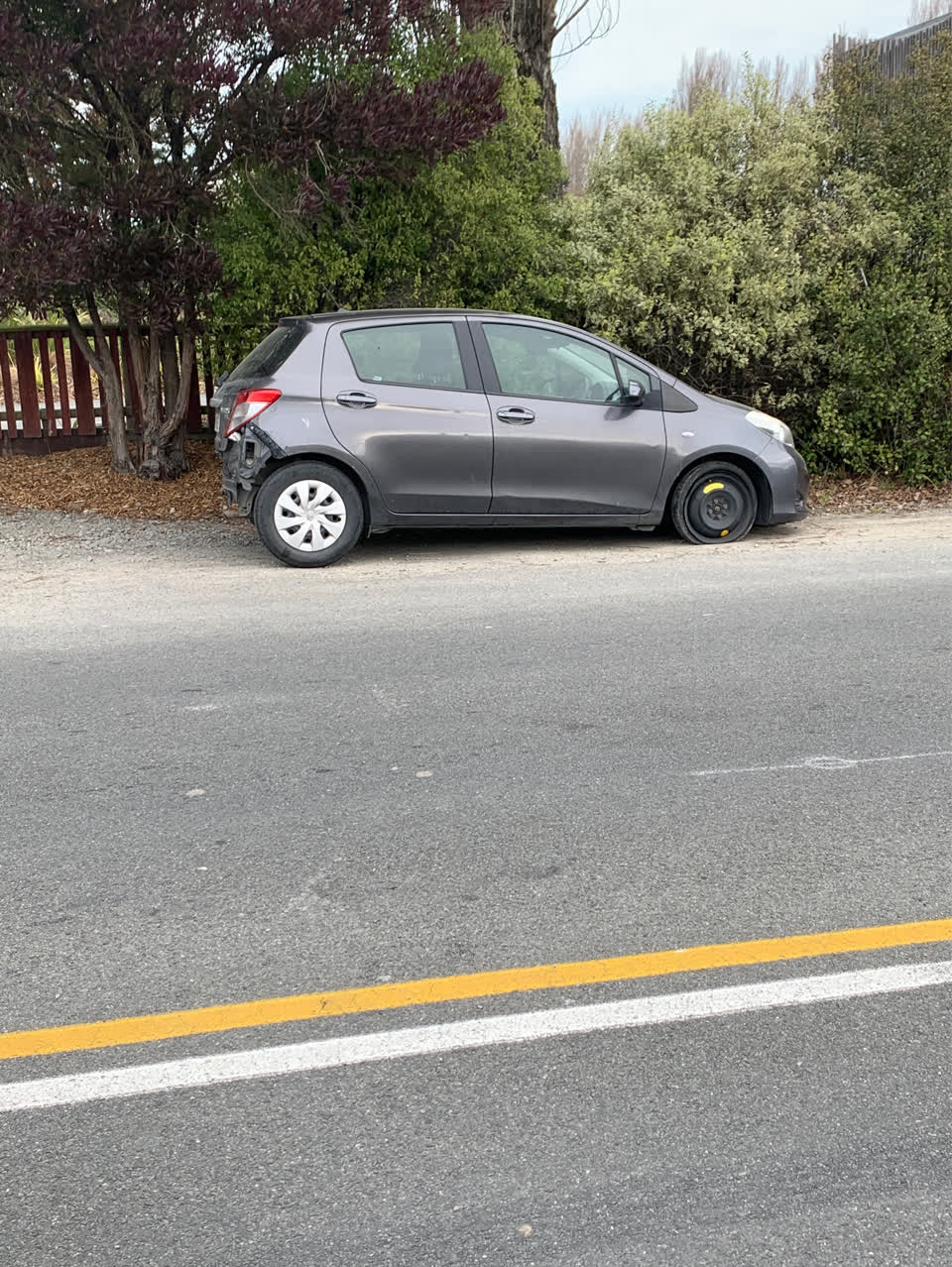 The photograph attached to this roading/streets report