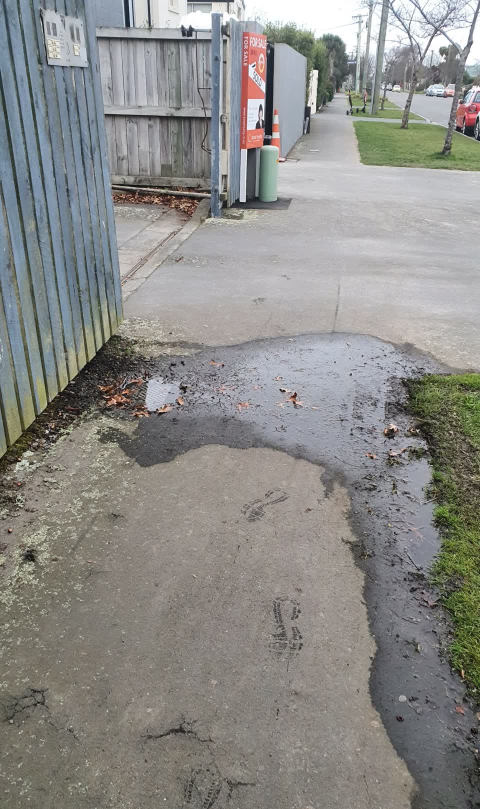 The photograph attached to this water supply report