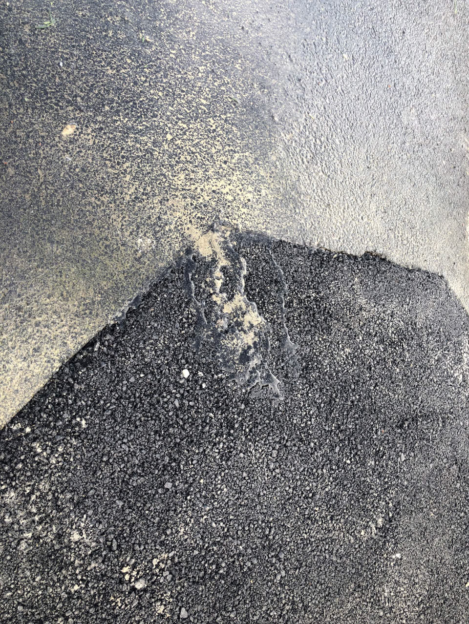 The photograph attached to this water supply report