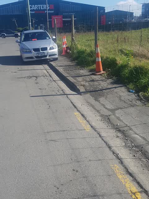 Roading/Streets, a report photo