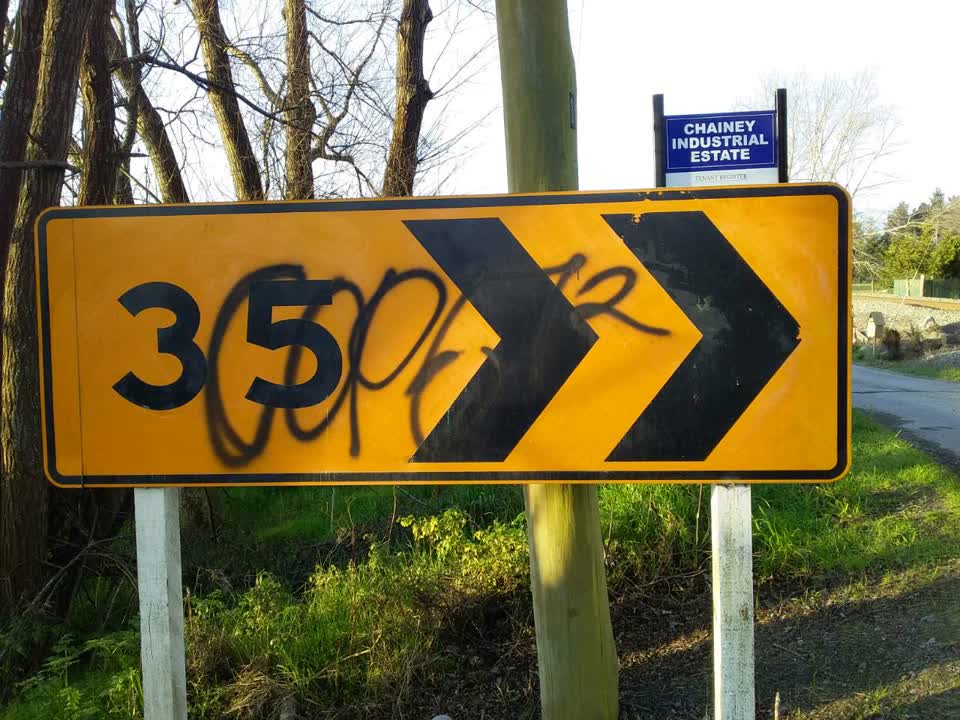 The photograph attached to this graffiti report