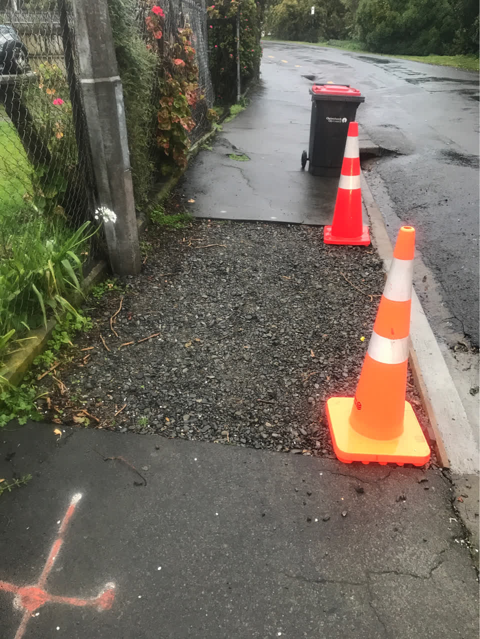 The photograph attached to this roading/streets report