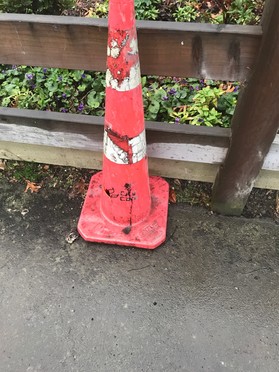 The photograph attached to this roading/streets report