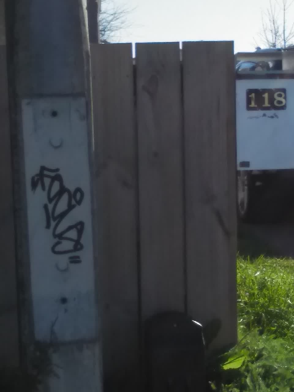 The photograph attached to this graffiti report