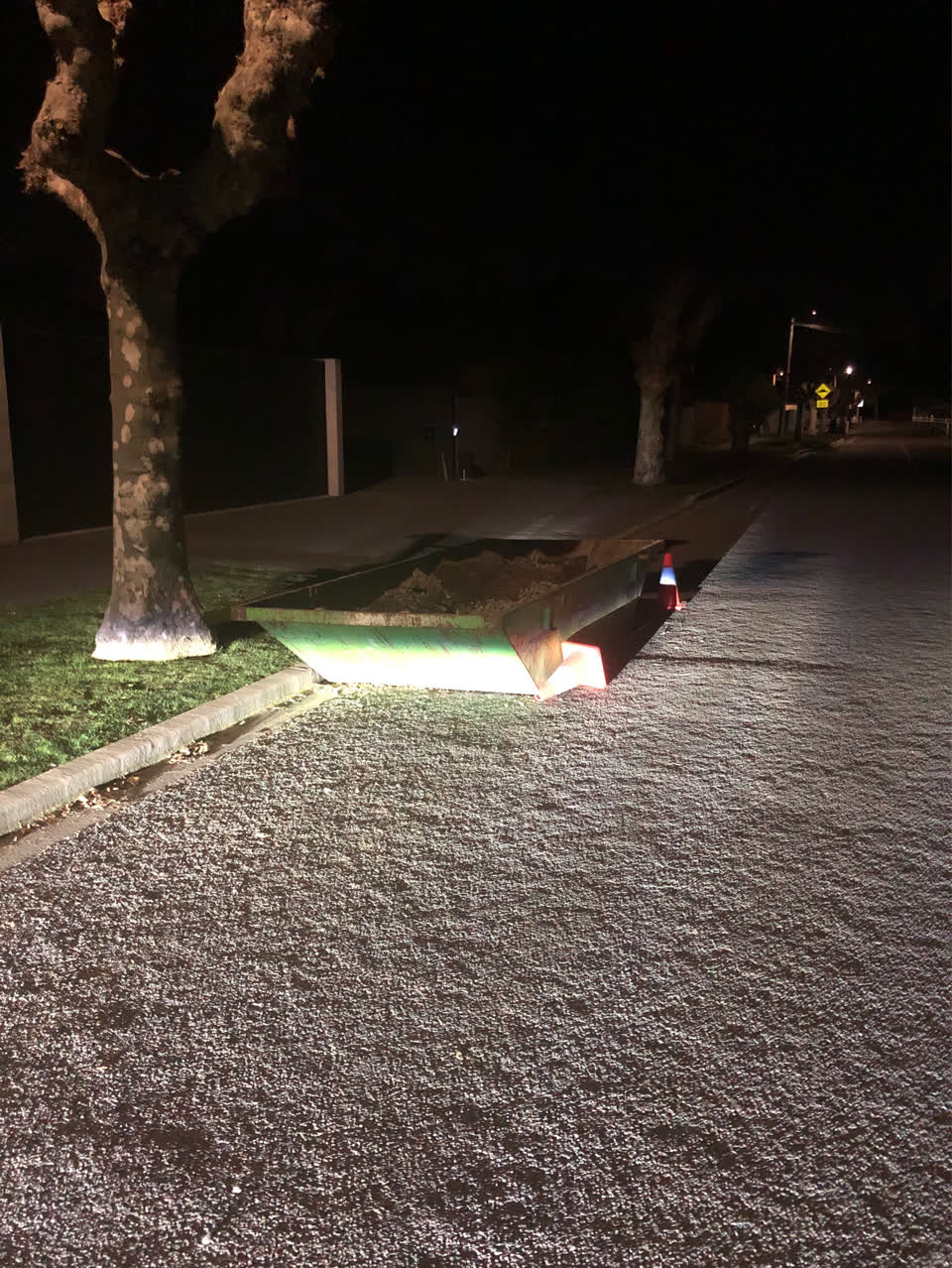 The photograph attached to this roading/streets report