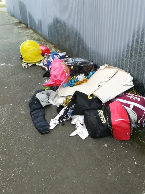 Rubbish/Recycling, a report photo