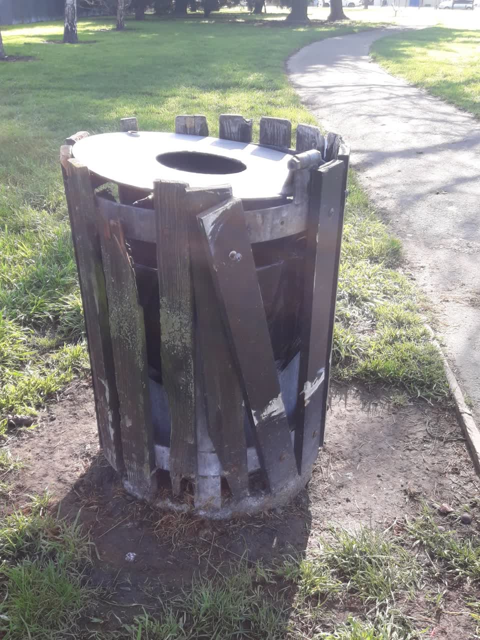 The photograph attached to this parks report
