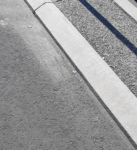 Roading/Streets, a report photo