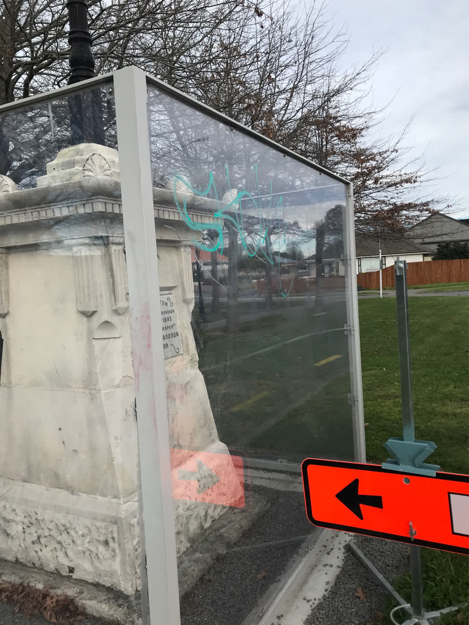 The photograph attached to this graffiti report