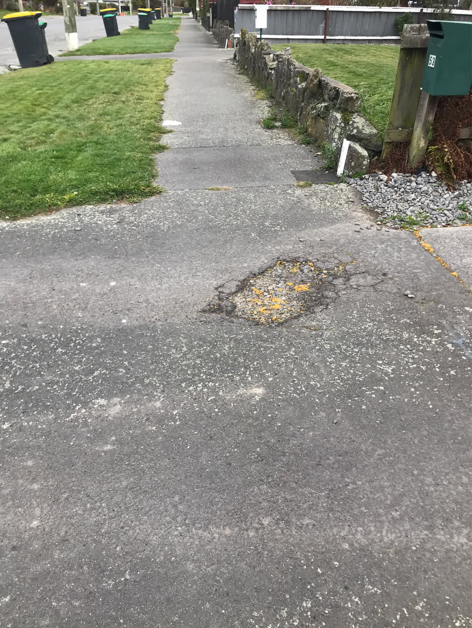The photograph attached to this roading/streets report