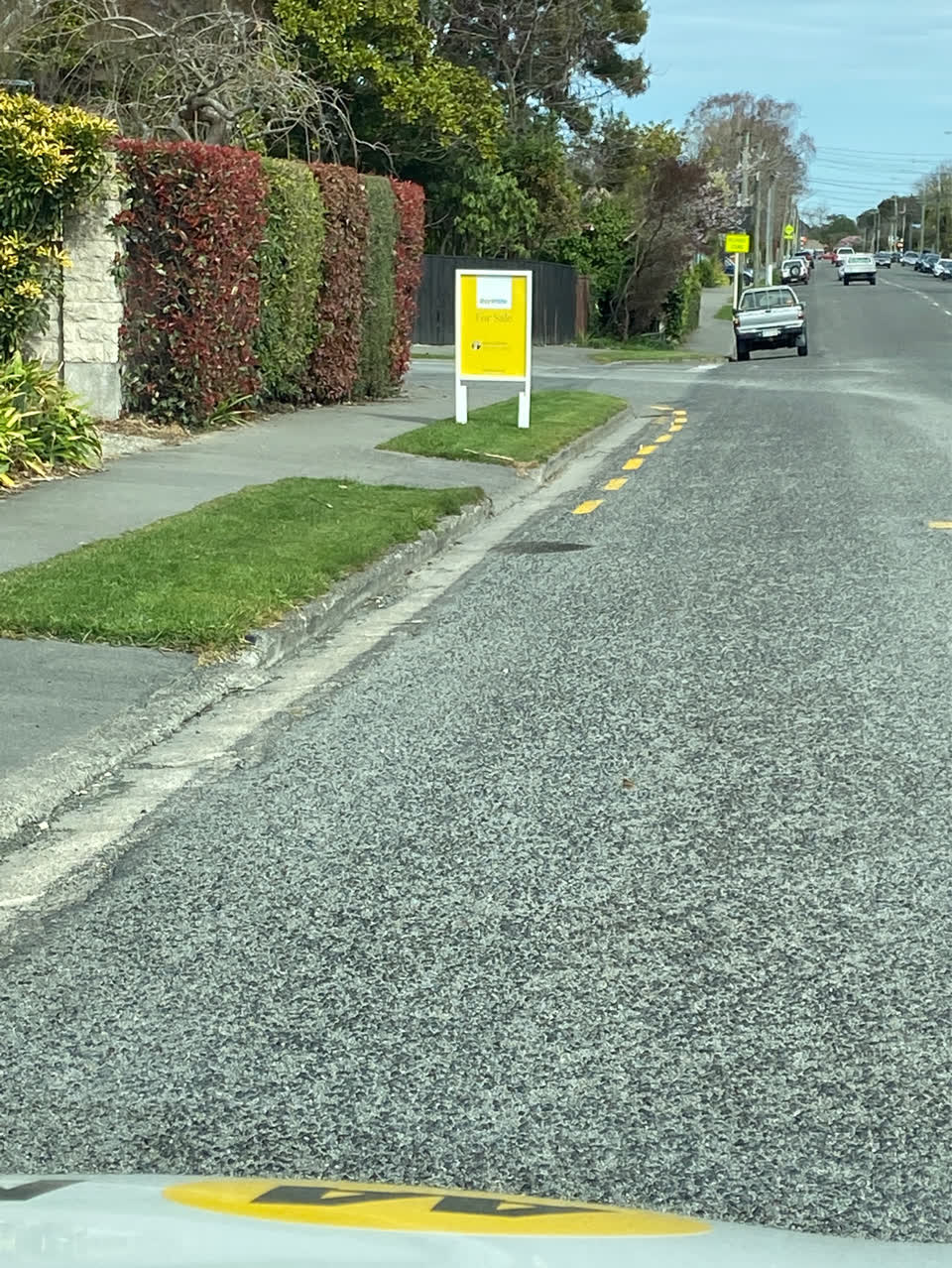 The photograph attached to this roading/streets report