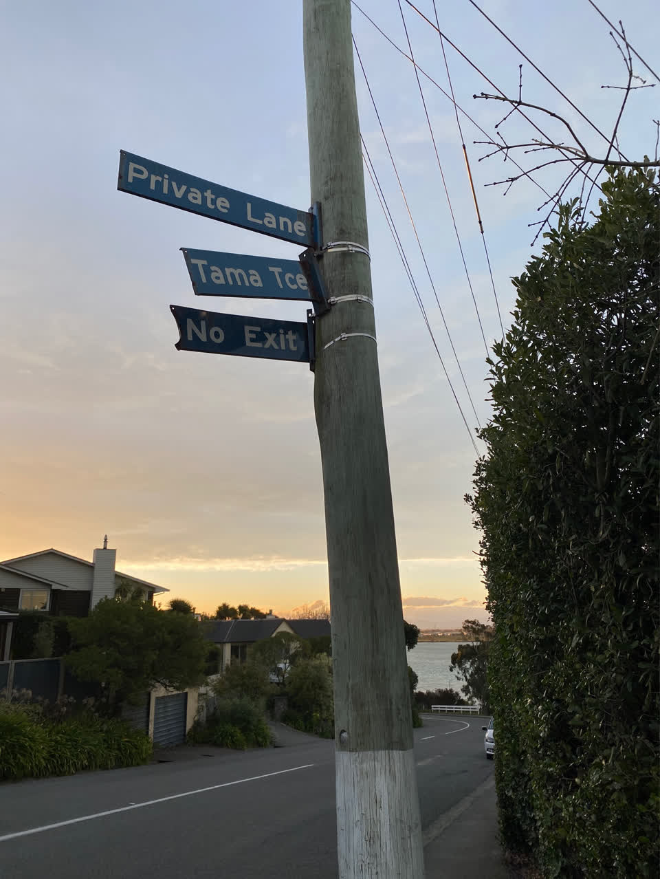 The photograph attached to this roading/streets report