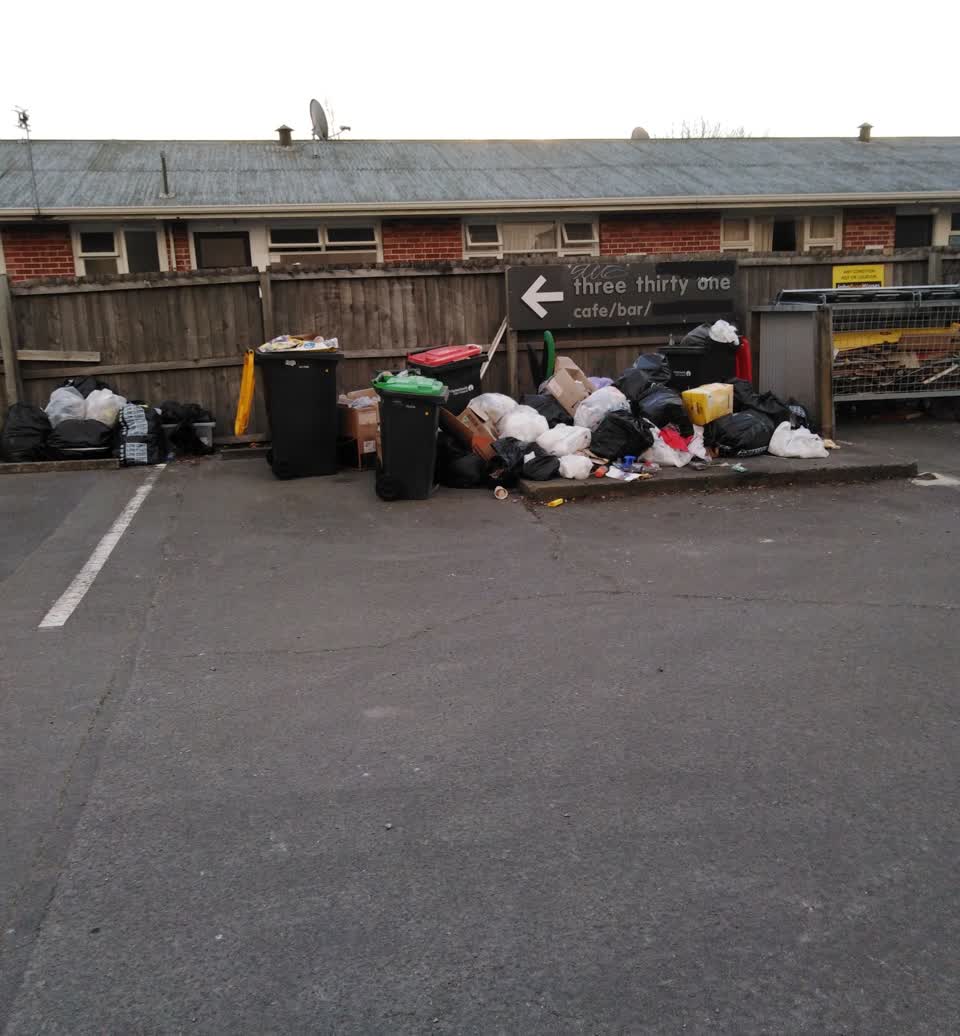 The photograph attached to this rubbish/recycling report