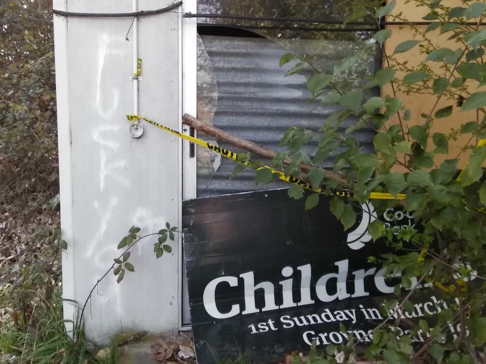 The photograph attached to this graffiti report