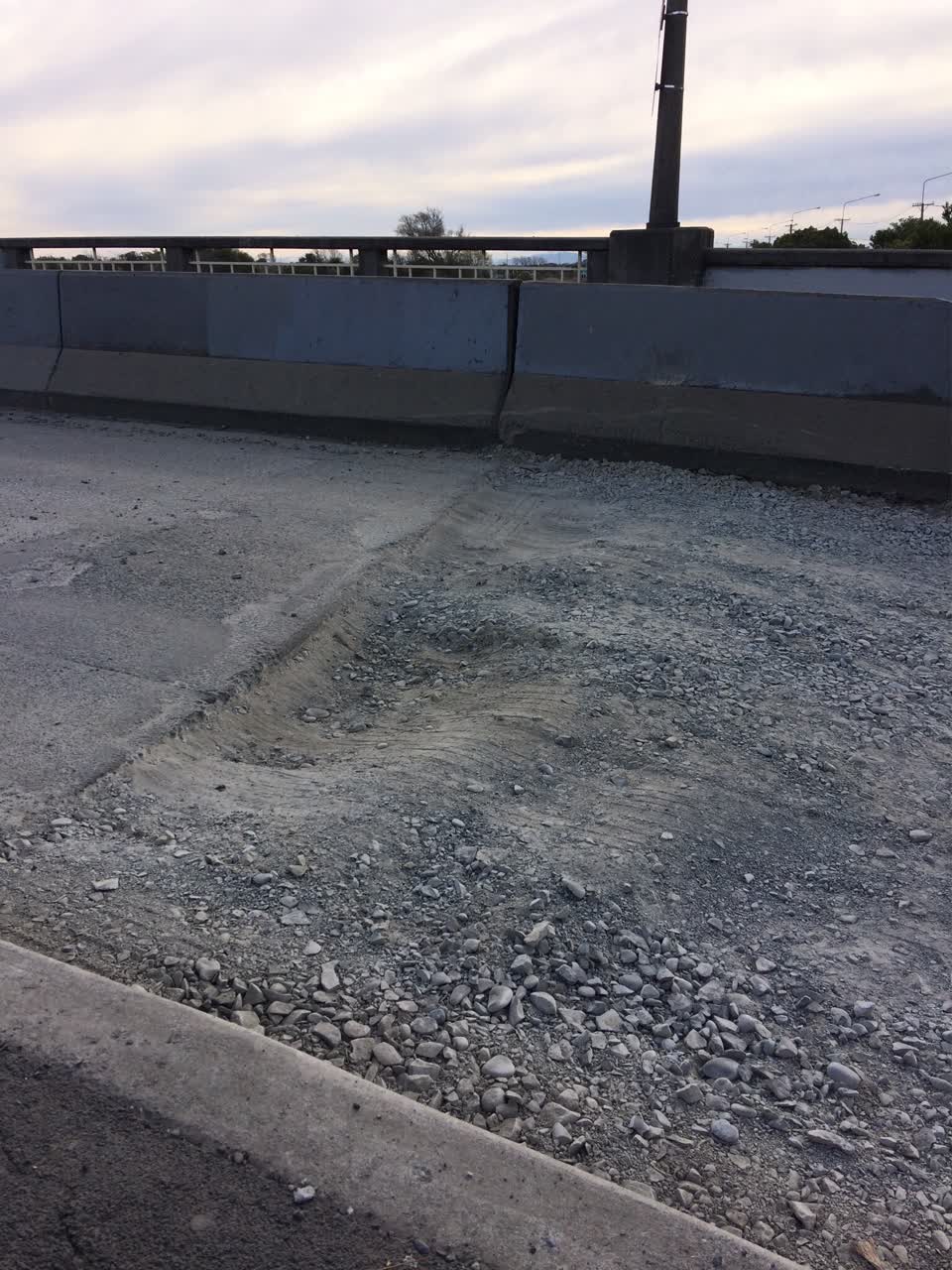 The photograph attached to this roading/streets report