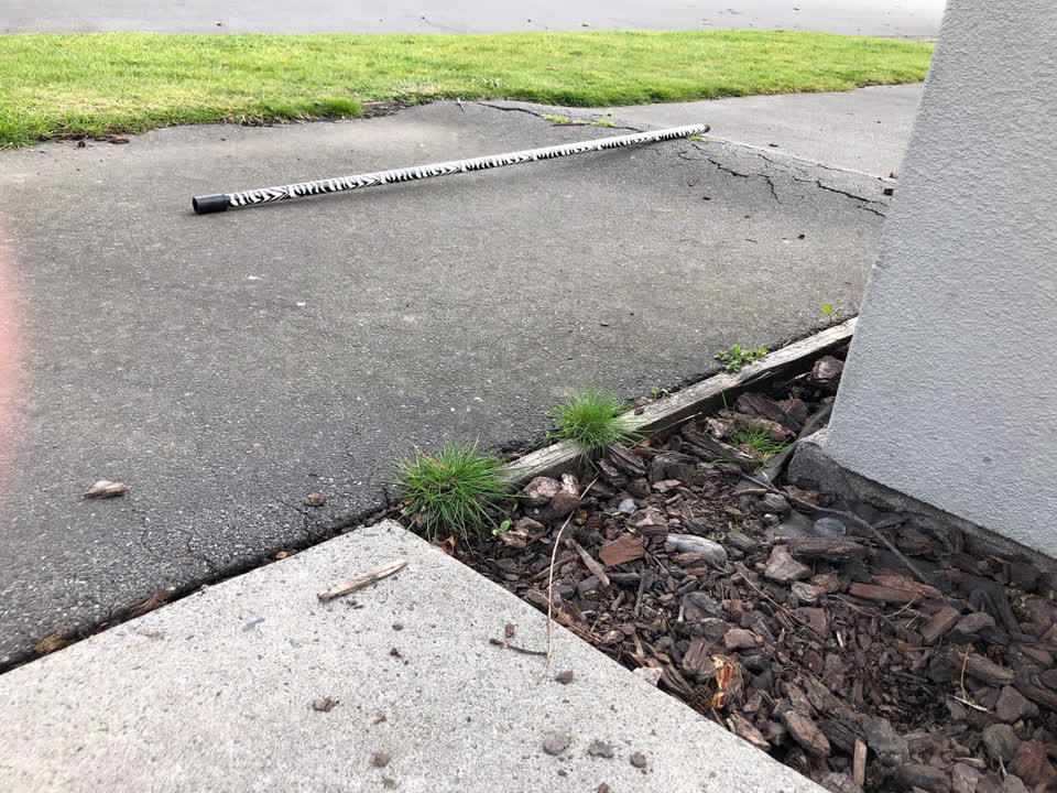 The photograph attached to this roading/streets report