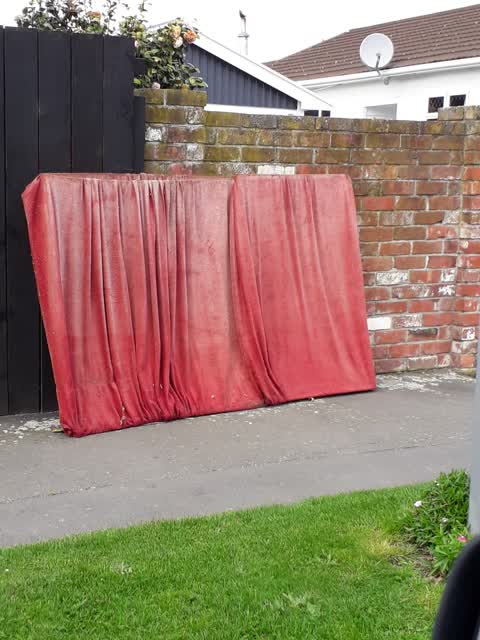Rubbish/Recycling, a report photo