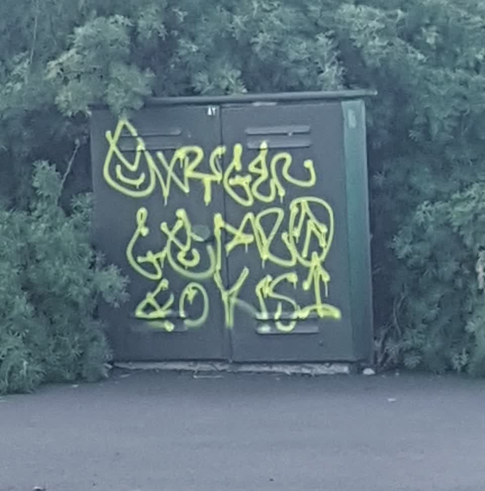 The photograph attached to this graffiti report