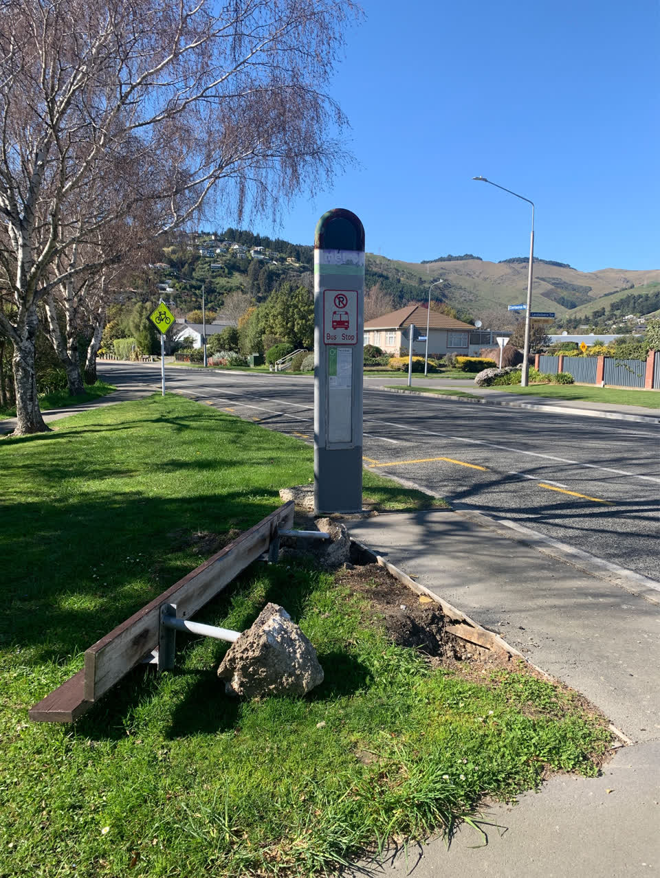The photograph attached to this roading/streets report