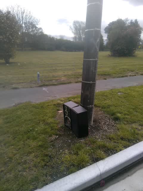 Rubbish/Recycling, a report photo