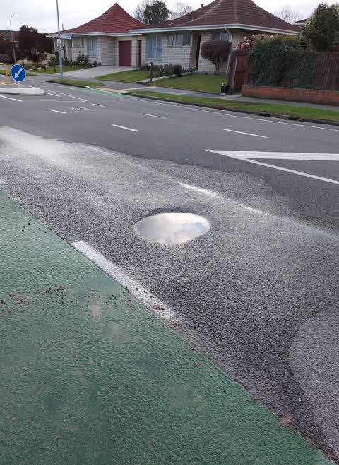 Roading/Streets, a report photo