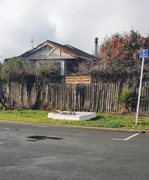 Rubbish/Recycling, a report photo