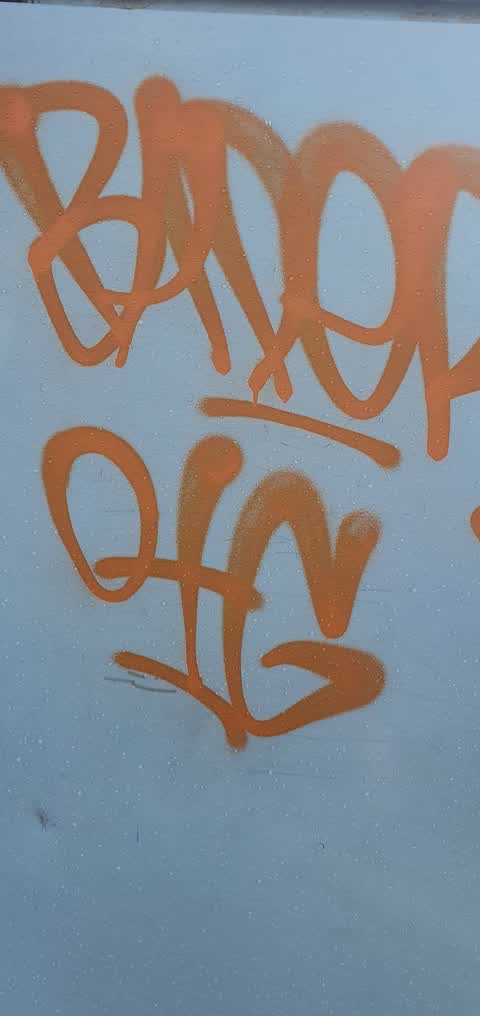 Graffiti, a report photo